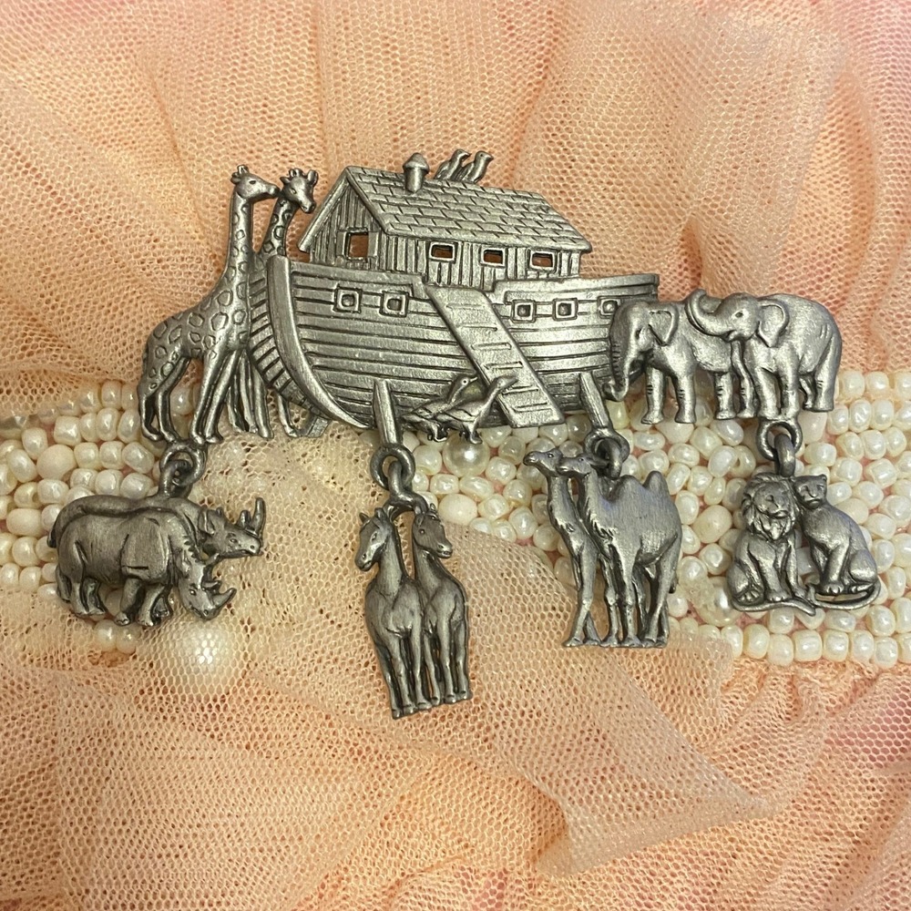 Vintage JJ Noahs Ark Animal Brooch Pin Silver Pewter Tone Bible Religious Charm